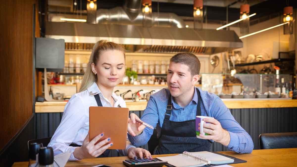 O Papel do Raciocínio Lógico na Solução de Problemas em Restaurantes