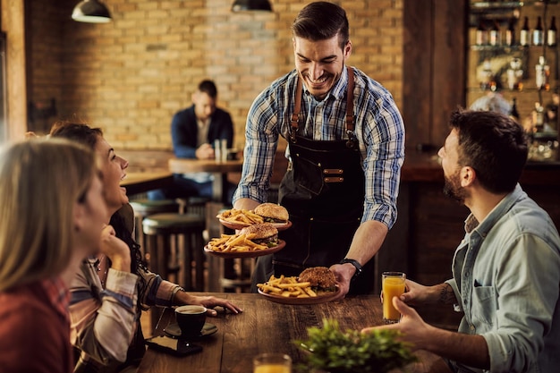 Saúde Intestinal e a Arte de Comer Fora de Casa: Dicas para o Equilíbrio no Dia a Dia