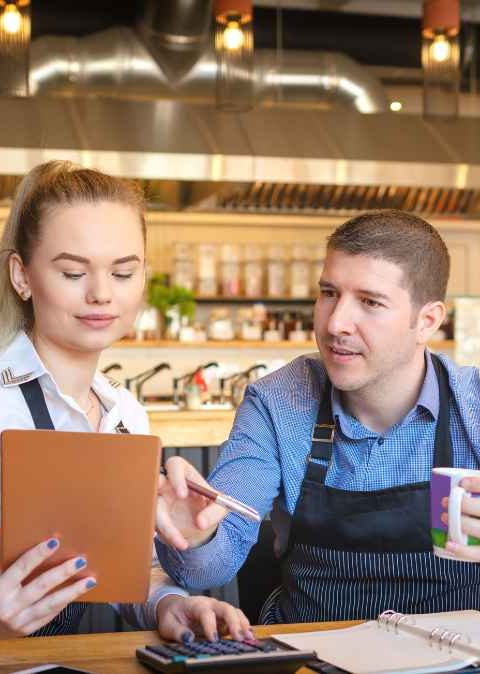 Raciocínio Lógico na Solução de Problemas em Restaurantes